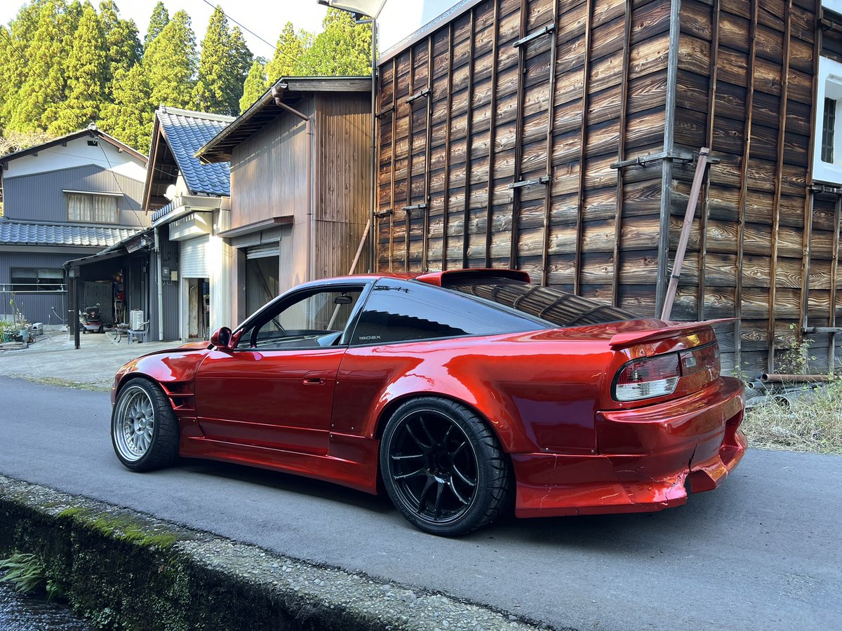 山川自動車 tweet media