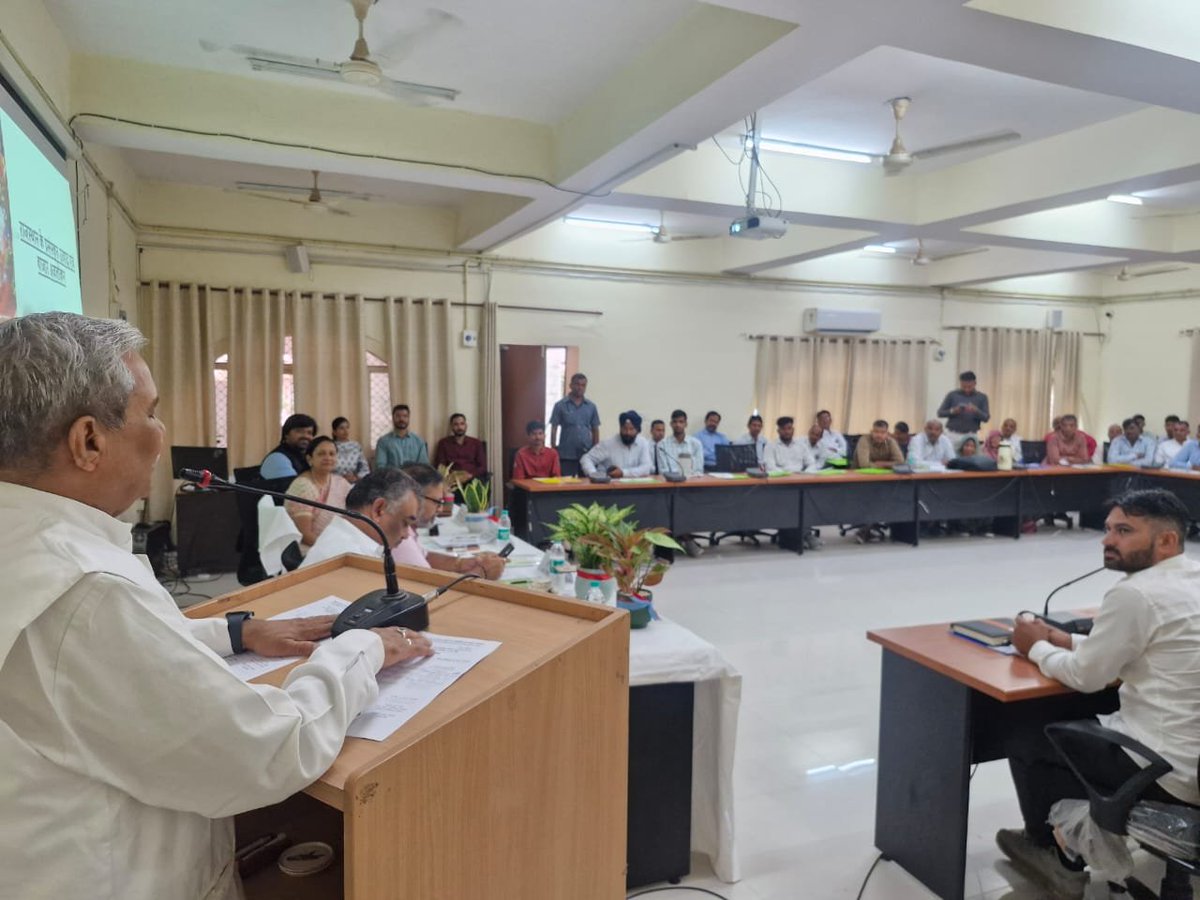 mdncdc's tweet image. NCDC क्षेत्रीय कार्यालय, जयपुर द्वारा इंस्टिट्यूट ऑफ़ कॉपरेटिव मैनेजमेंट (ICM), जयपुर में राजस्थान राज्य स्तरीय एफपीओ क्षेत्रीय सम्मेलन का सफल आयोजन किया गया। कार्यक्रम के मुख्य अतिथि के रूप में श्री जोगेश्वर गर्ग, माननीय केबिनेट मंत्री एवं मुख्य सचेतक राजस्थान सरकार, व विशिष्ट…