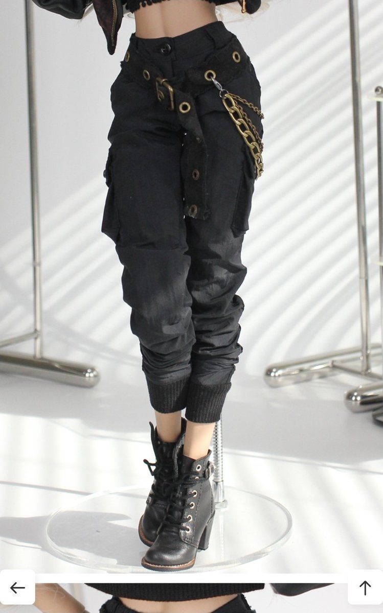 R❤️)
안녕하세요, 사돌입니다✨  
신상품 발매 안내드립니다.  

👗 SD / DD GIRL  
🎀 [런칭 이벤트] 10.29 ~ 11.10  
・의상세트 15% OFF  
・2세트 구매 시 💖하트가방 증정  
・단품판매 진행  

R❤️) 리트윗 이벤트  
추첨 5분께 ☕️ 스타벅스 아아 한 잔 선물드립니다.  

많은 관심 감사합니다💐