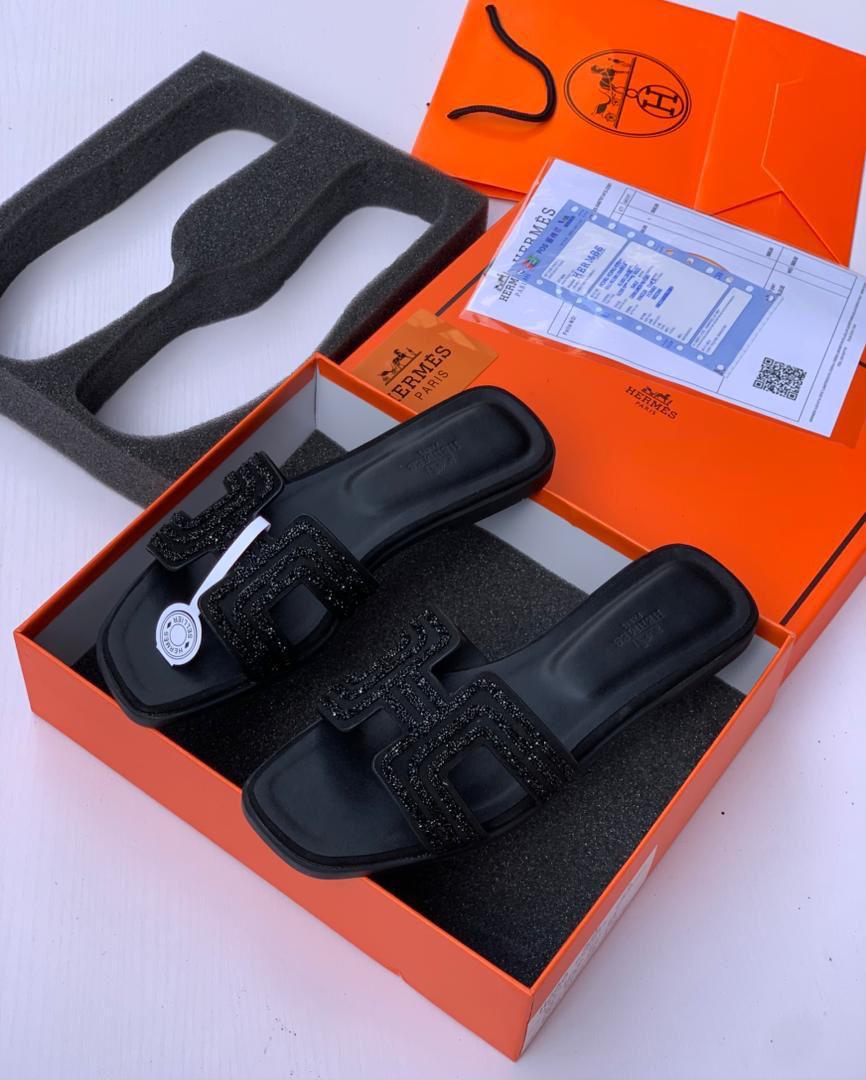 itz_Chyann's tweet image. Good morning mutuals. If my post appears on your timeline, please 🙏🙏 help retweet for a wider audience. My buyer might be on your timeline 
30k.                                           35k