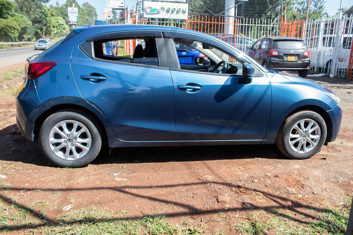 Griz_zly8's tweet photo. 2017 Mazda Demio Blue 1.5D
KES 1,300,000
👉 stylish and fuel-efficient subcompact hatchback known for its smooth handling, modern design, and reliable performance.
Drive-FWD
Mileage-67,000 km
Engine Size-1300cc
Fuel type-Petrol
Transmission-Automatic
👉https://t.co/jRiMwXOLAm https://t.co/IUhxlySFUd