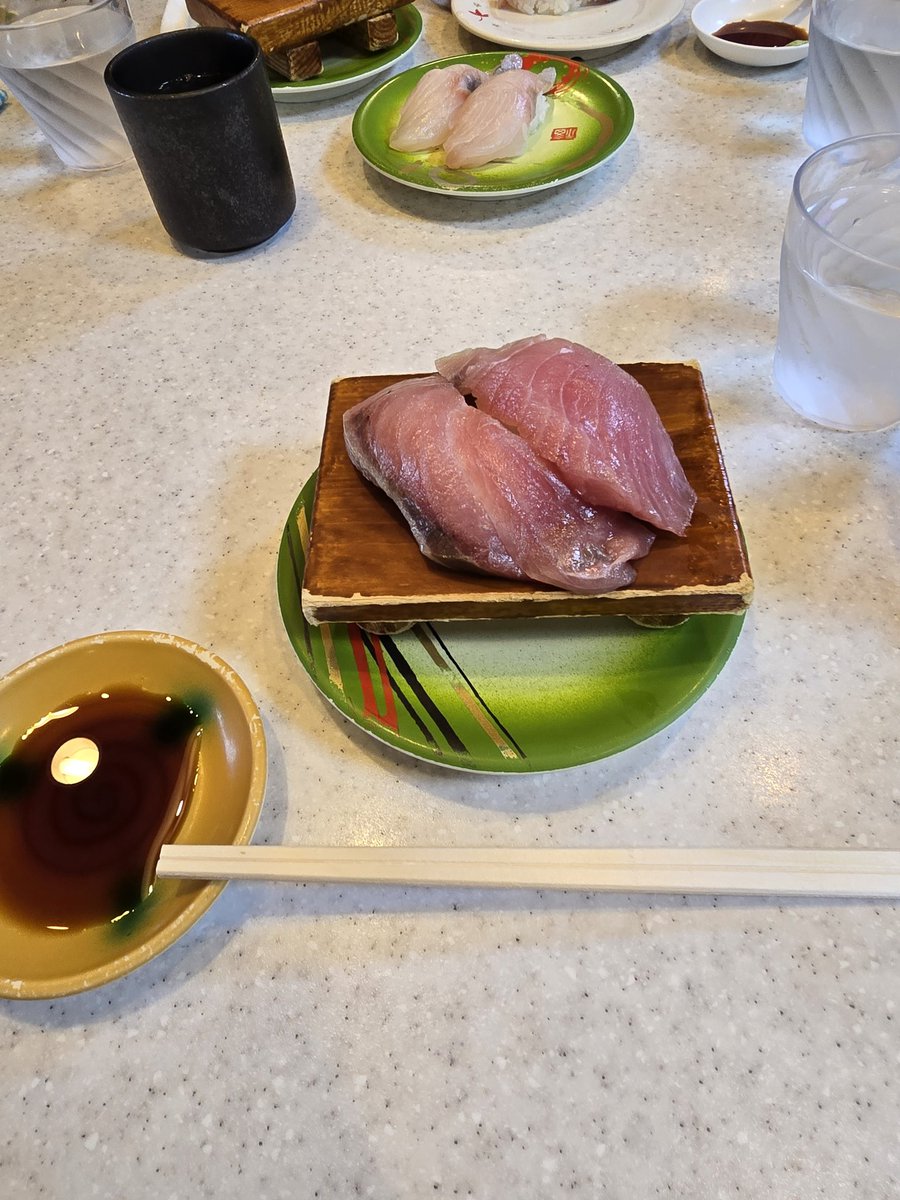 職場の人と行った
回転寿司　魚磯

めっちゃ良かったので
伊豆に行ったらリピートしたい