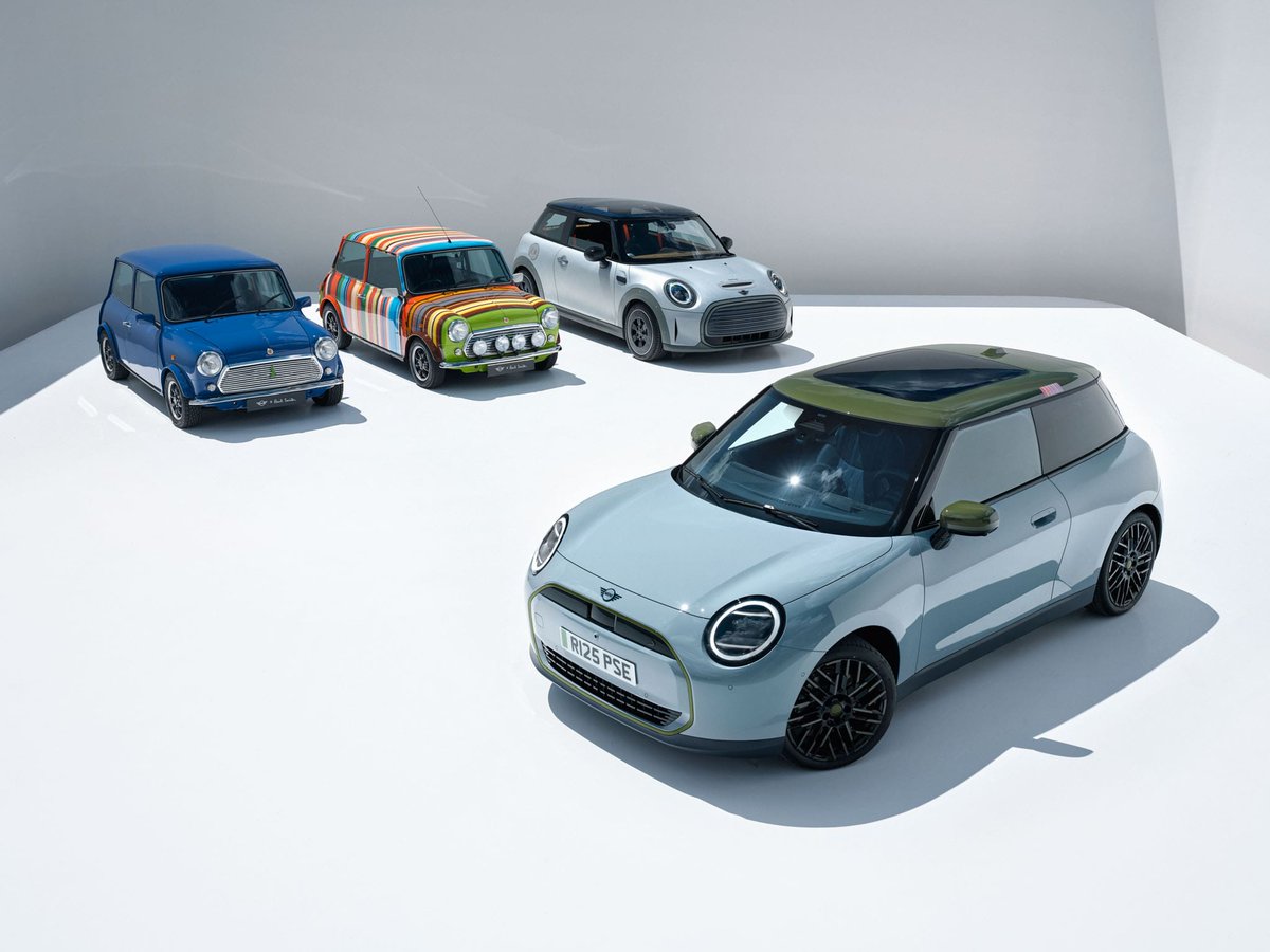 Manify's tweet image. Hello, old chap: de MINI Paul Smith Edition is hier   manify.nl/rides/mini-pau…