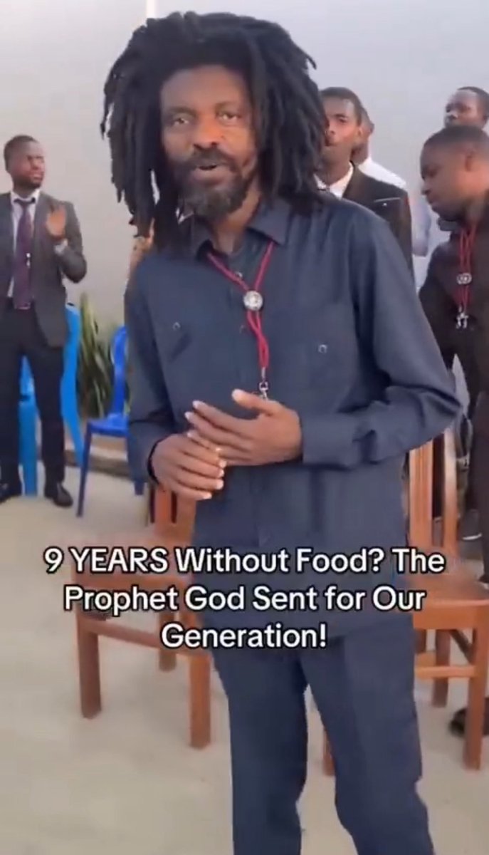 oxygist's tweet image. Y’all should meet Prophet Elijah from Angola, he has been fasting for 9 years, only drinking water and he's planning to fast till 2056— wow 👏👏
(Liam Delap Al Ittihad Seyi Vibez Ogoni Apology Iyawo)