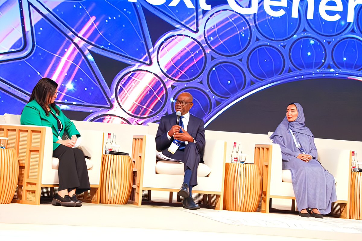 voiceofnigeria's tweet image. Nigeria’s FCT Minister, Nyesom Wike, has reaffirmed Abuja’s “Smart City Vision,” driven by key investments in urban mobility, sustainability, safety, digital governance and economic empowerment under President Tinubu’s Renewed Hope Agenda.

#Nigeria #Abuja #2025APCS #SmartCity