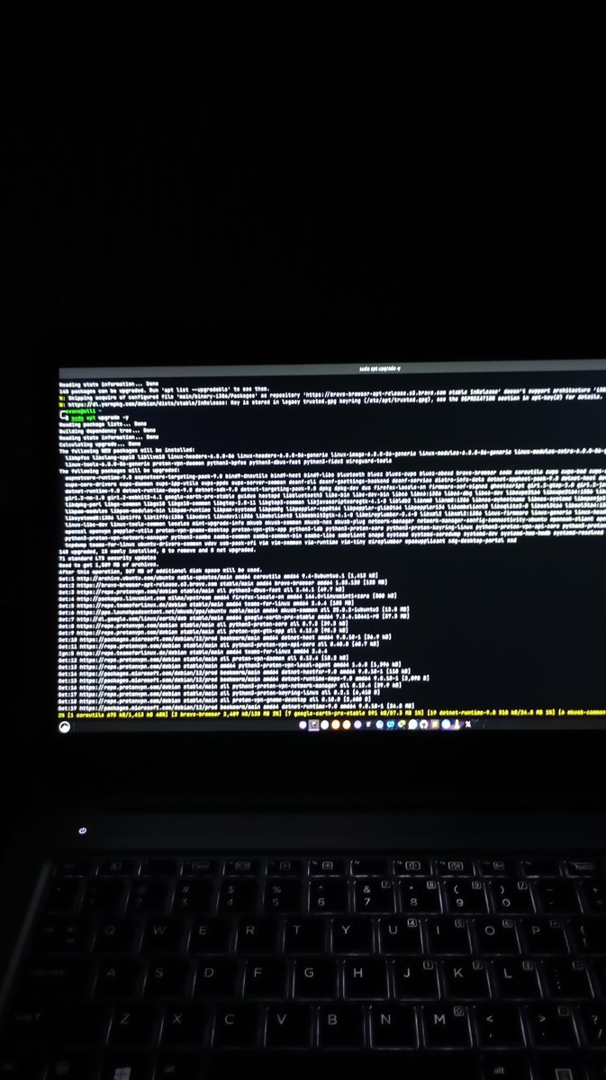 thenetstack's tweet image. Finally updated all my packages after many months — when I decided to, not when the system forced me. 😌

#linux