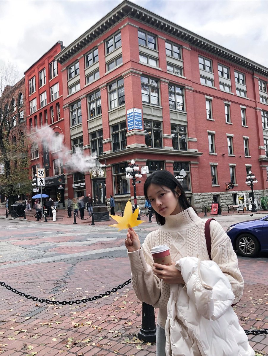 251029 #우다비 인스타 게시물

아이~🍁