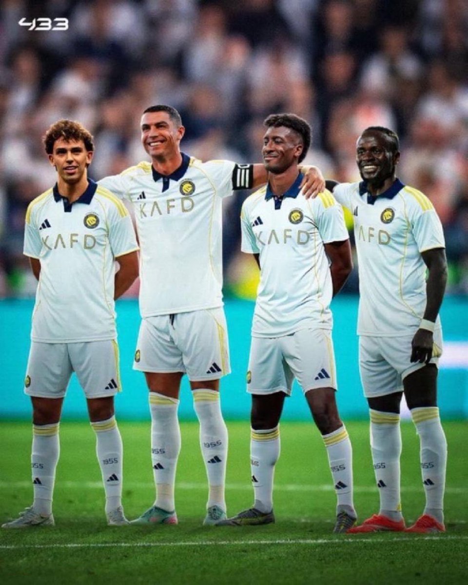 النصر يملك افضل فريق 
والدرب الي حصل له 
أسبابة ضغط المباريات والإرهاق 
الذي بدأ واضح وعلينا تقدير ماحصل للاعبين والوقوف معهم في هذا الظرف وعدم سماع
إسقاطات اصحاب البايو والشعارات النصراوية الذين يدعون انهم من مشجعين النصر
النصر سينهض ويعود مثلما كان واقوى ومازال النصر يتصدر