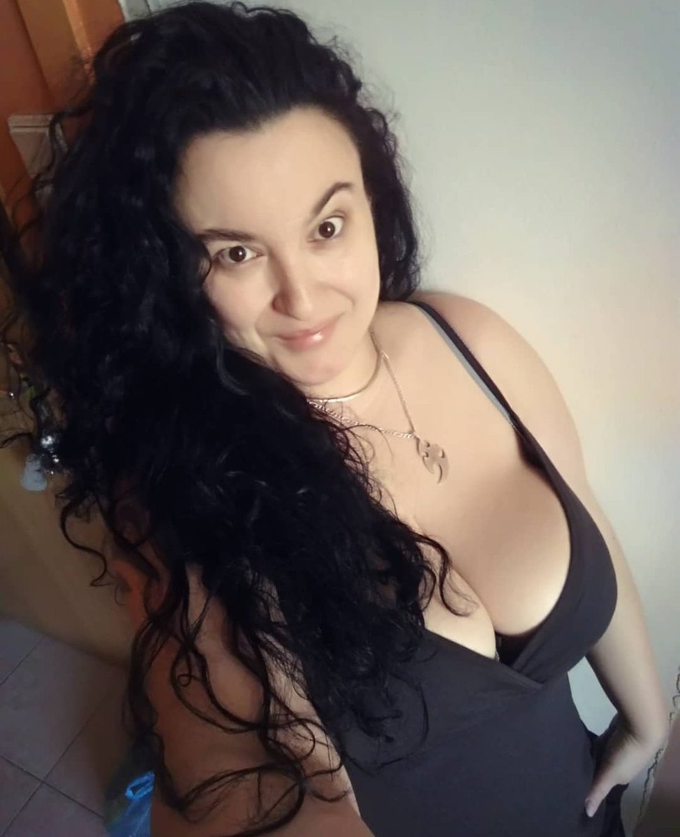 Am yalamayı seven sikiciler takip etsin Rt yapsın canım