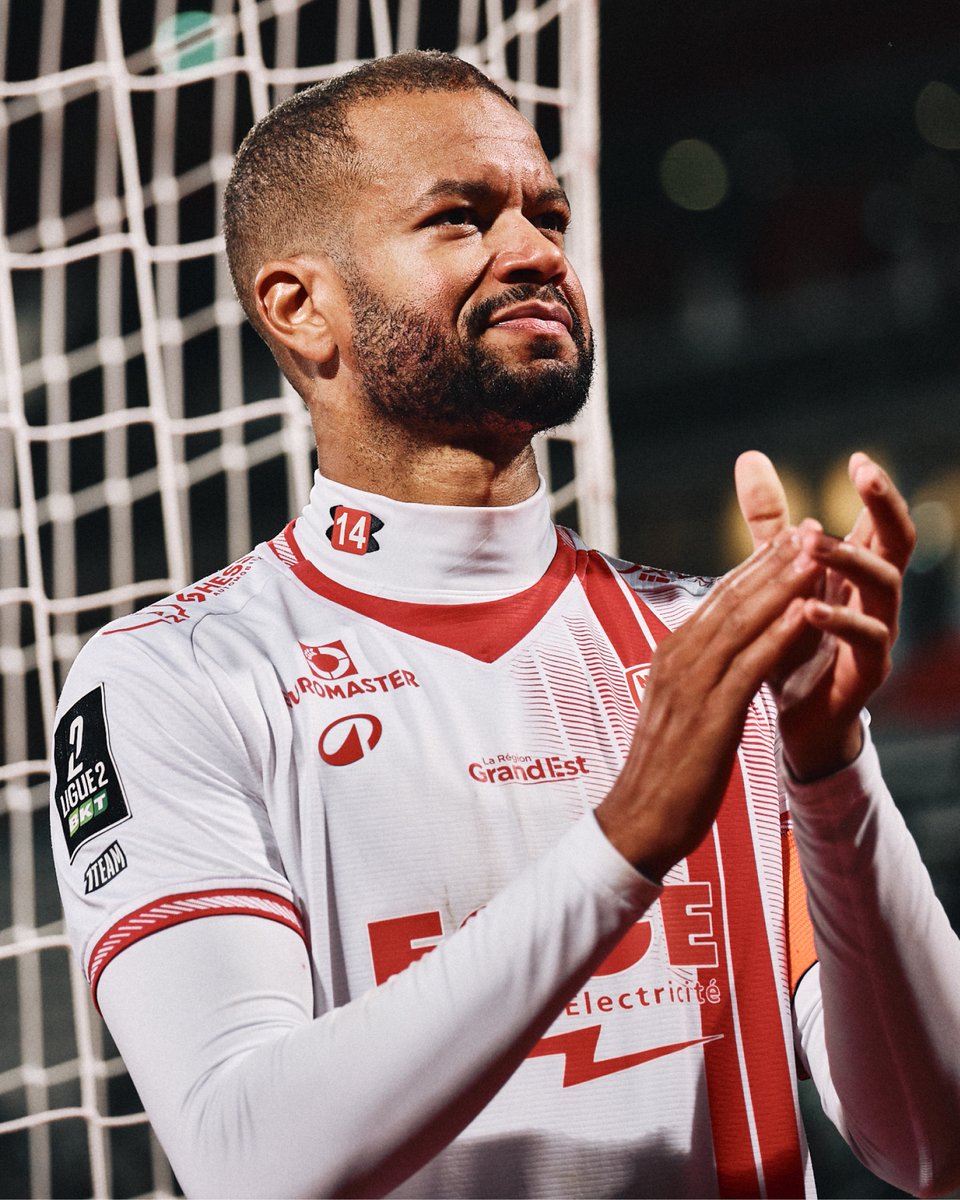 asnlofficiel's tweet photo. Une belle soirée à la maison 🤩❤️🤍

#ASNLSCB #Ligue2BKT https://t.co/UqKatp4DrN