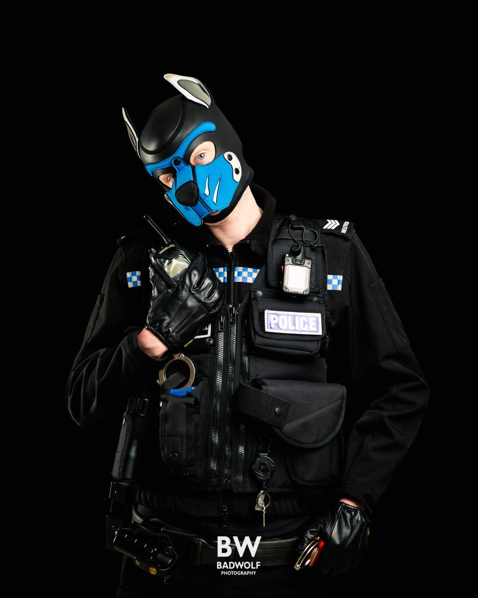 ScratchThatRat's tweet image. If you’ve ever had a nice puppy photo at a pup event it’s likely been taken by @PUPNEUTRON - so incredibly sad to hear of him passing. He was an absolute legend and kind soul. He is truly irreplaceable. RIP friend.