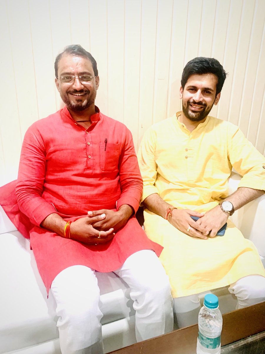 भारतीय जनता युवा मोर्चा के पूर्व प्रदेश अध्यक्ष आदरणीय भाईसाहब श्री शंशाक रावत जी को जन्मदिन की हार्दिक बधाई एवं शुभकामनाएँ।
श्री केदारनाथ जी से आपके दीर्घायु होने की प्रार्थना करता हूं।

<a href="/Shashankrawat29/">Shashank Rawat</a>