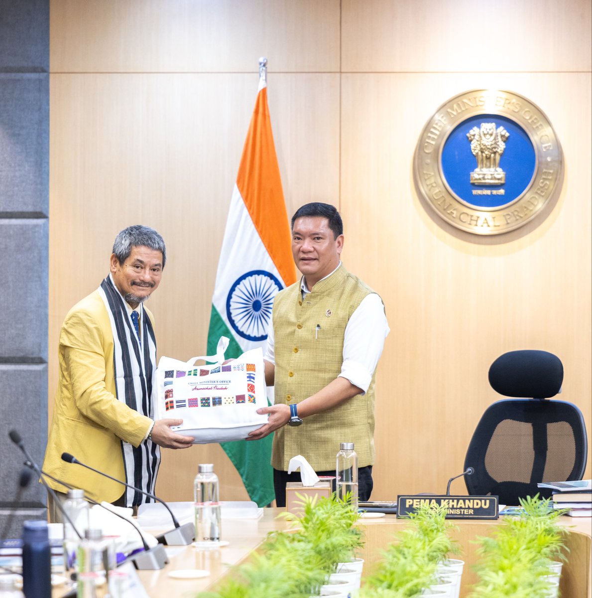 PemaKhanduBJP's tweet photo. Had an engaging interaction with Prof Mahendra P Lama, on the Study Report on Opening of Trade Routes along Arunachal–Bhutan and Arunachal–Myanmar borders.

Prof Lama’s deep insights on inclusive border development, livelihood generation, and sustainable connectivity were truly enlightening.

Arunachal Pradesh holds immense potential to emerge as a vibrant bridge between India, Bhutan, and Myanmar, where connectivity means not just roads, but opportunities and relationships.