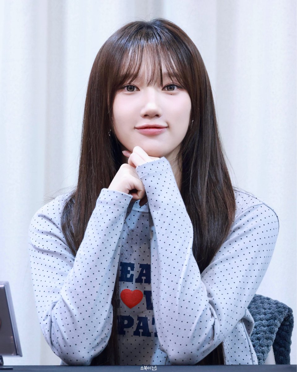 soee0311's tweet photo. 25.10.25 유스피어 팬사인회

#유스피어 #USPEER #소이 #SOEE
@USPEER_official https://t.co/0QgMmwfWWe