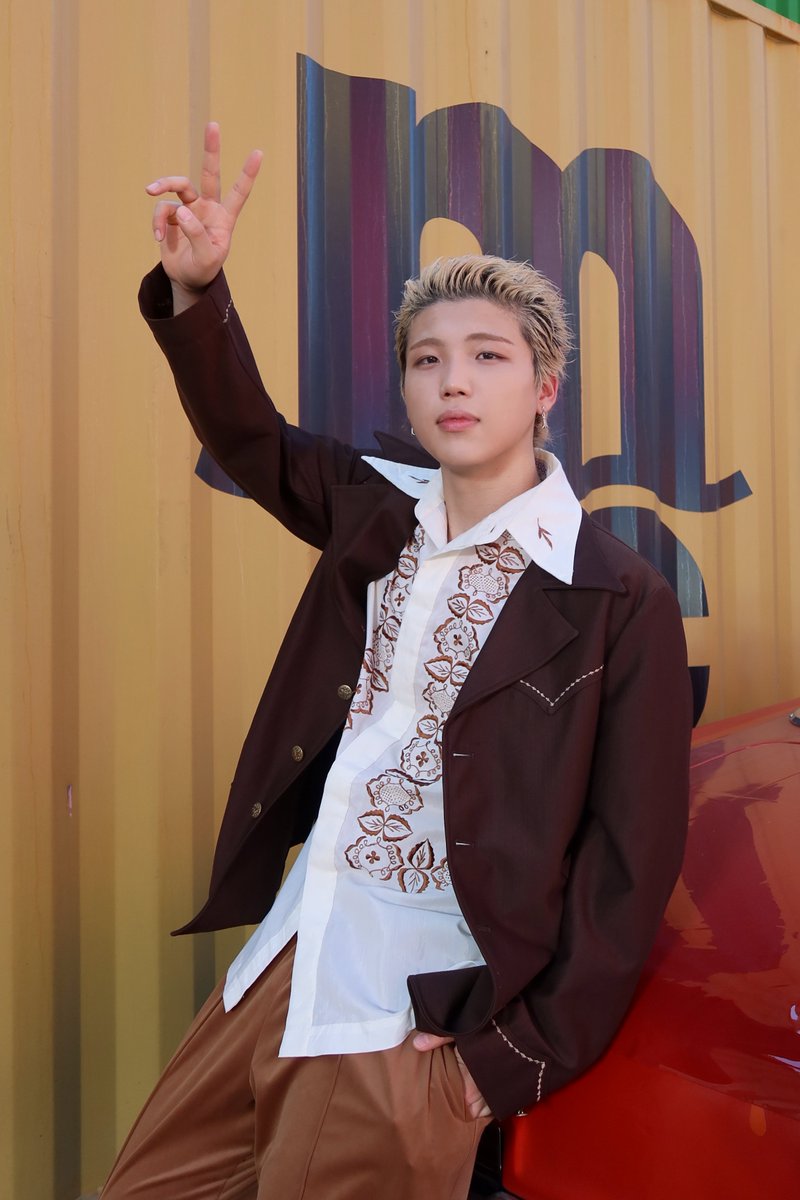 “新曲「I Want You Back」のMVを見てくれてありがとうございます！…”

#SHUNTO