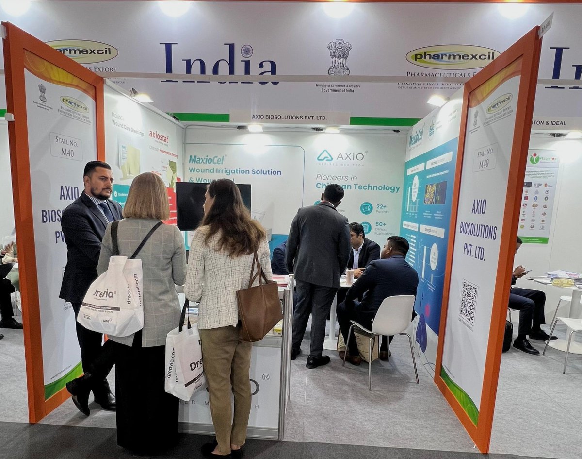 axiobio's tweet photo. We had a great Day 1 at #CPHI2025! ✨
It’s been wonderful connecting with industry peers and exchanging ideas that drive innovation forward.
Visit us at Booth M40 on 29th and 30th Oct to explore our chitosan-based innovations.
#PharmaInnovation #Networking #Day1Highlights https://t.co/Z9HTqb5cOe