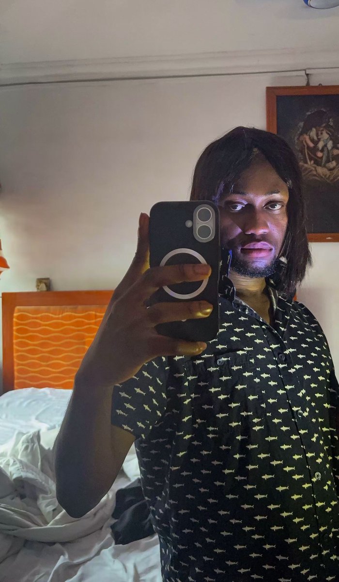 YKoluwaseun9's tweet image. If e reach your turn no collect the wig back