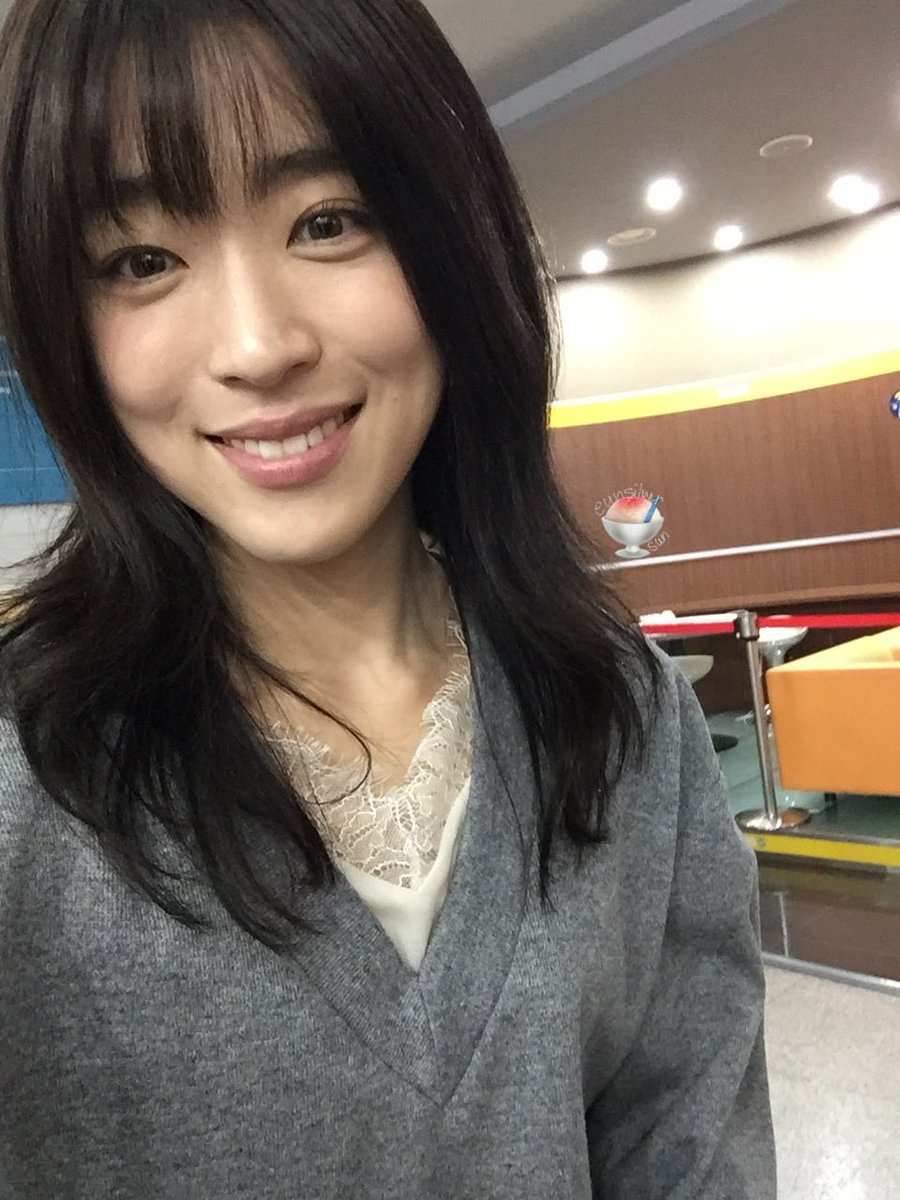 eunsilversun's tweet photo. 언니가 셀카를 안 올려줘서 만난 김에 뜯어왓어요... https://t.co/Kc85NpbIwe