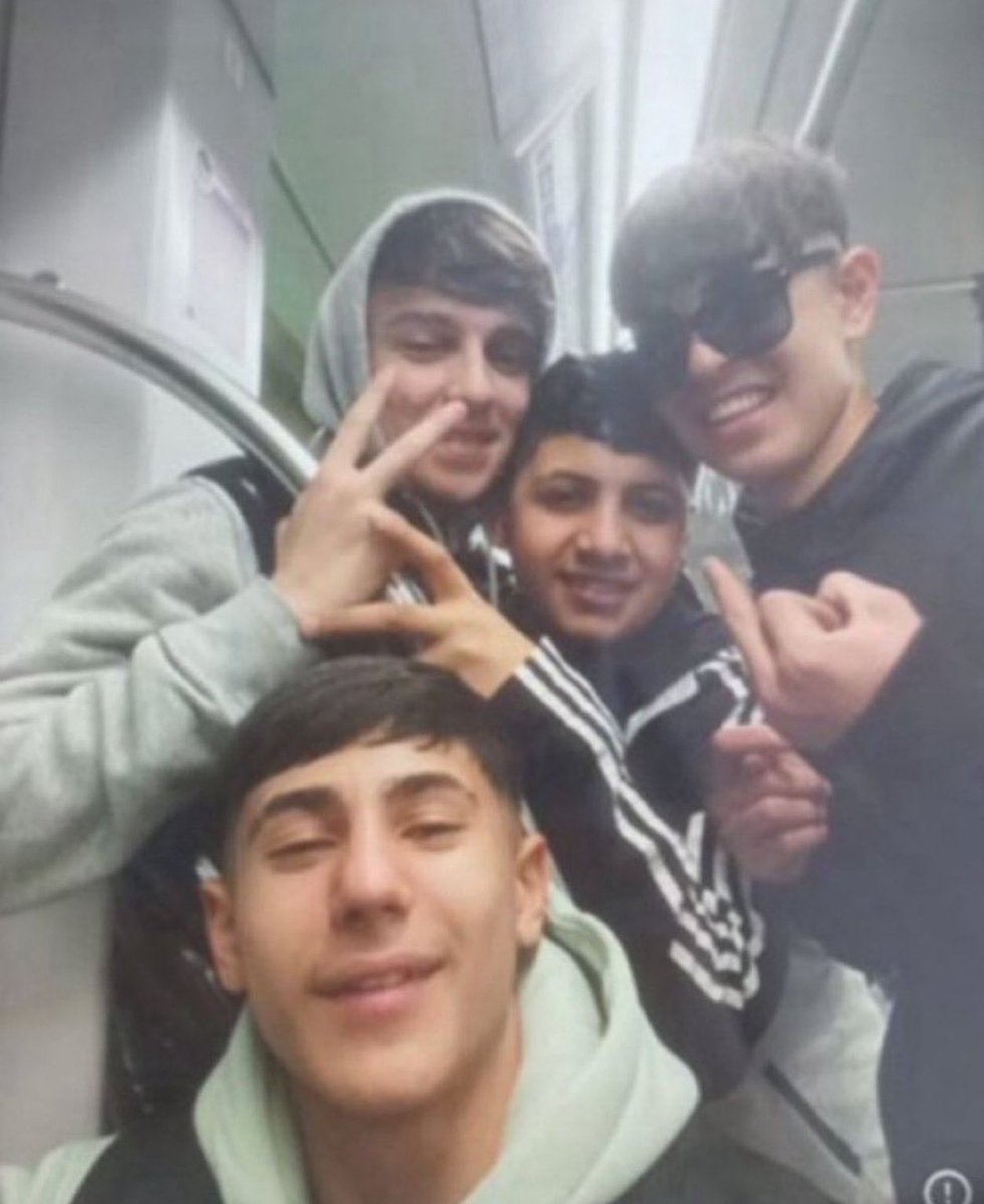 Şimdi bunların yarısı mı suçlu?
BU KARARI KABUL ETMİYORUZ!
#HepsiKatil
#MattiaAhmetMinguzzi