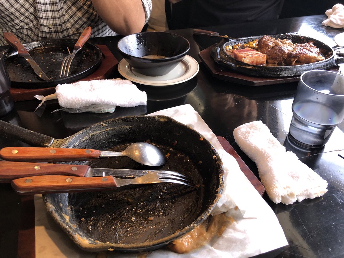 tfkd3's tweet image. #修羅場わず
今回は女っ気なし
漢の中の漢を決める場となった
互いに言葉を交わすこともなくただじっとその時を待つ
ﾅﾝﾁｬｯﾃ~ꉂ(    ᐛ )ゝ
オレたちがんばったよ(笑)
大丈夫
確実に強くなっている
初っ端ぶっ放してごめんなさい
失礼しました
#修羅場
#修羅場わず
#満腹満足
#鶴商文庫
#人間観察