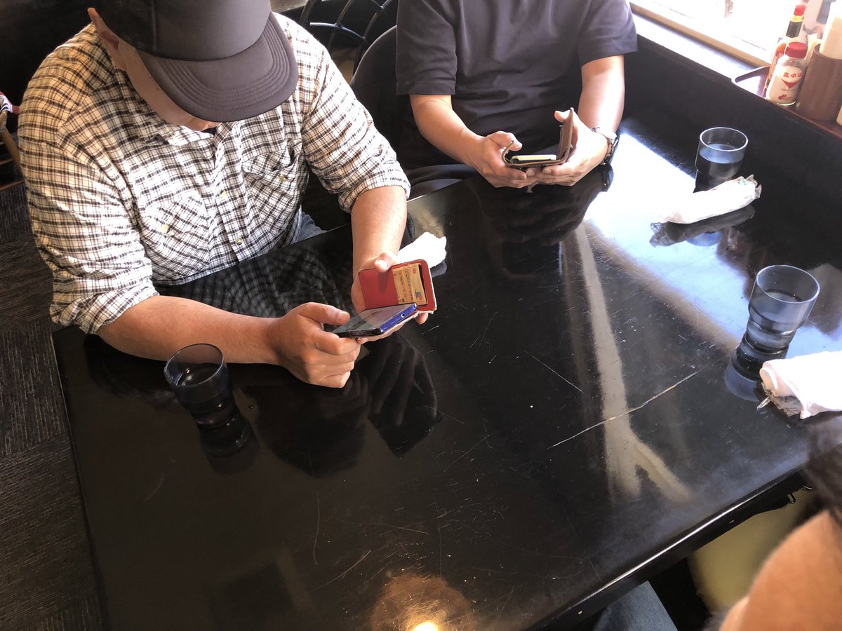 tfkd3's tweet image. #修羅場わず
今回は女っ気なし
漢の中の漢を決める場となった
互いに言葉を交わすこともなくただじっとその時を待つ
ﾅﾝﾁｬｯﾃ~ꉂ(    ᐛ )ゝ
オレたちがんばったよ(笑)
大丈夫
確実に強くなっている
初っ端ぶっ放してごめんなさい
失礼しました
#修羅場
#修羅場わず
#満腹満足
#鶴商文庫
#人間観察