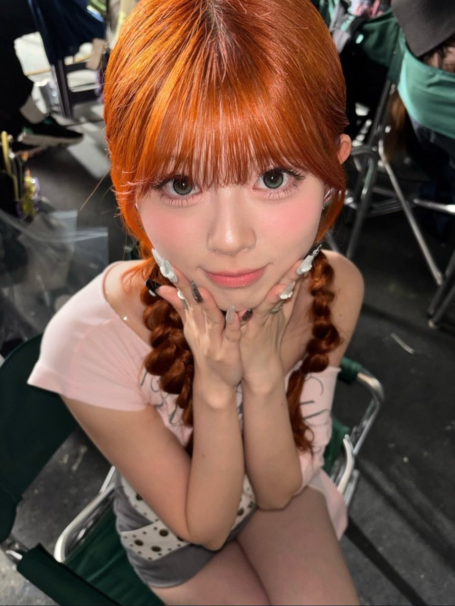 ℳℯ𝒾𝓀𝒾🥂 ͛（pinkhair🩷） tweet media