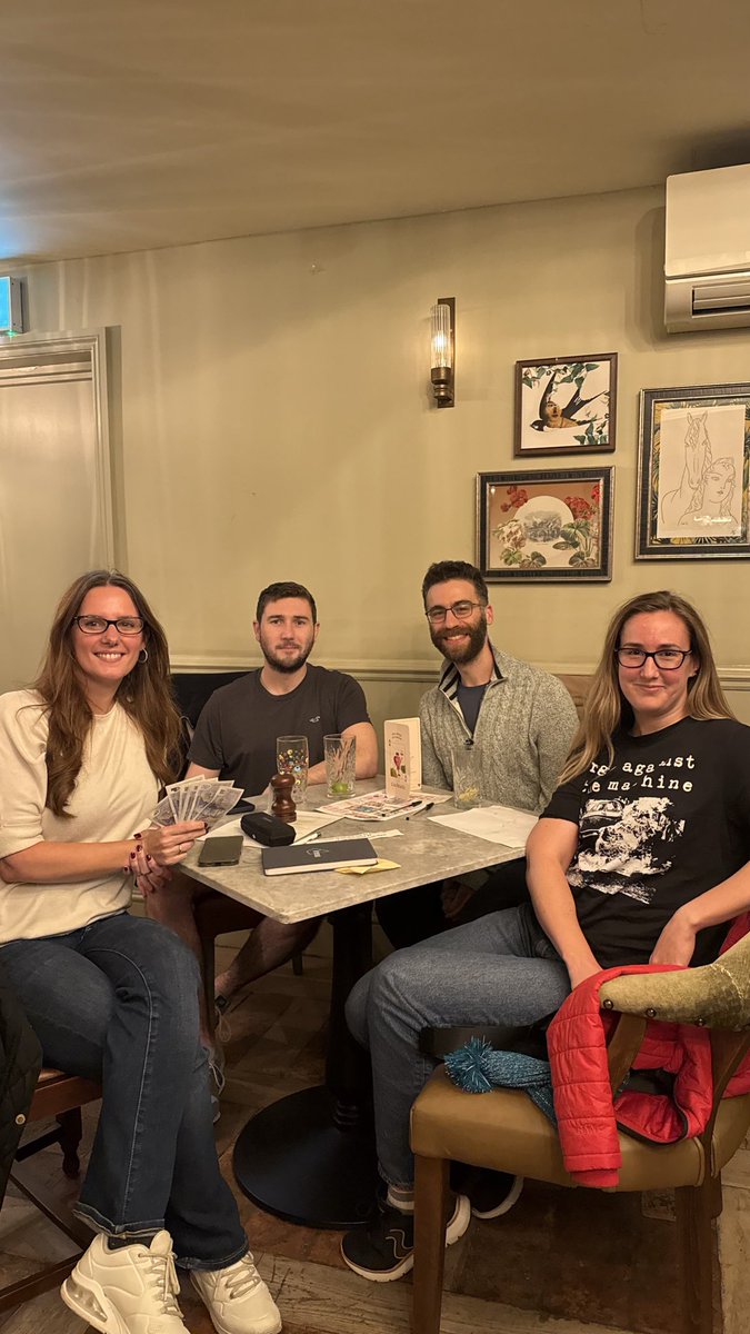 CobornE3's tweet image. Winners all around at The Coborn this weekend! 🥇 £50 for our quiz champs and £140 rollover for our lucky coin finders 🍀💰
Pub quiz nights are heating up this autumn — grab your mates &amp;amp; book ahead to claim your table! 🧠🍻

📆🕖Every Sunday @ 7pm

#SundayPubQuiz #EastLondon