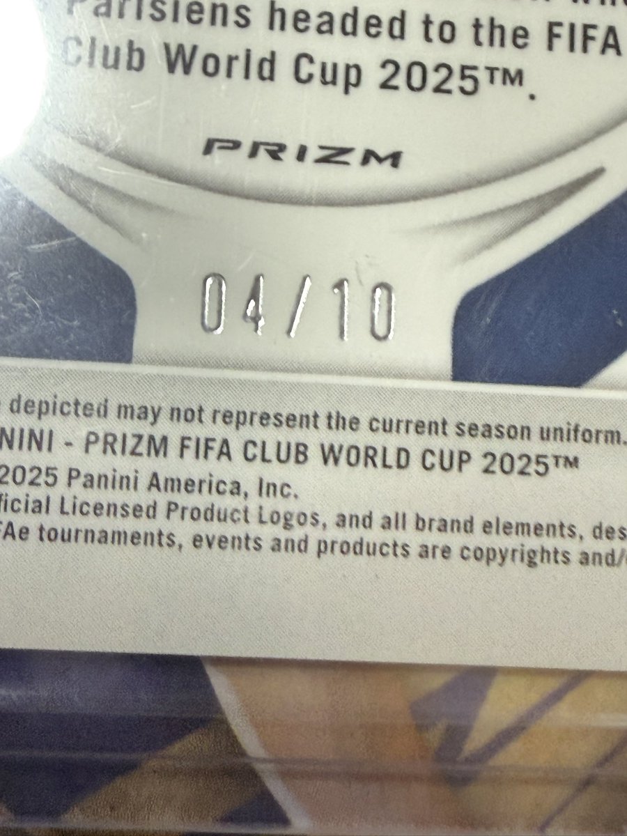 Un énorme merci à <a href="/AntoGriezmann/">Antoine Griezmann</a> et <a href="/GriziCards/">Grizi Cards</a> pour ces commandes nickel. 
Evidemment merci pour le cadeau , je prépare le #concours pour la faire gagner à un de nos adhérents. 
#CardsAddict #thehobby #sportscards