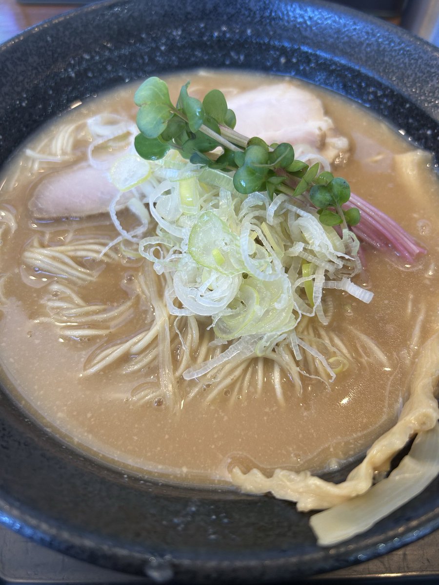 Run4712Run's tweet photo. 今日も最高でした‼️
#menyatomimoto 
#麺屋鳥見本
#泥濃 https://t.co/zu0Afhmobe