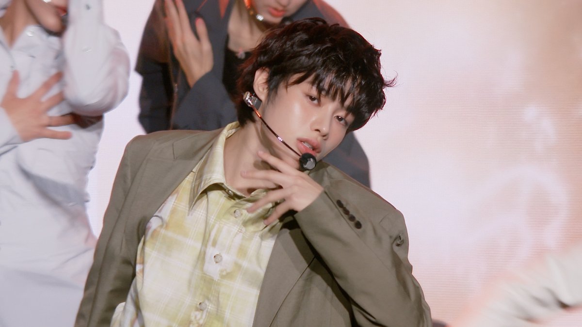 TPST__official's tweet image. [🎬TEMREC]

TEMPEST – In The Dark (어둠 속에서)｜Showcase Stage Video

🔗 youtu.be/qnvYxxDjxvY

#TEMPEST #템페스트
#한빈 #형섭 #혁 #은찬 #LEW #태래
#As_I_am #In_The_Dark