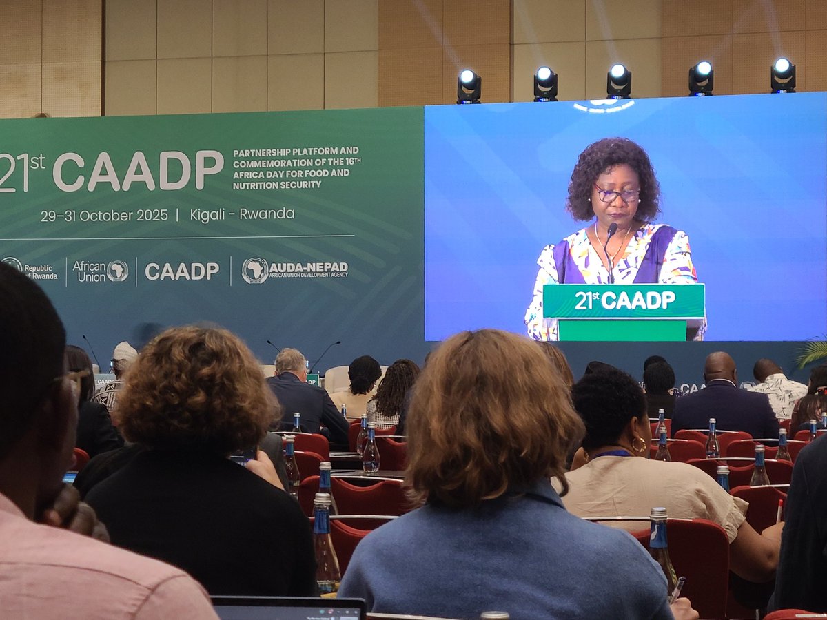 📍Ms. Estherine Fotabong, Director of Programmes at AUDA-NEPAD, delivered opening remarks on behalf of H.E. <a href="/nardosbthomas/">Nardos BEKELE-THOMAS</a>. The message was clear: the commitment to transforming Africa's food systems and agricultural landscape is stronger than ever.  #Youth4Nutrition #CAADP