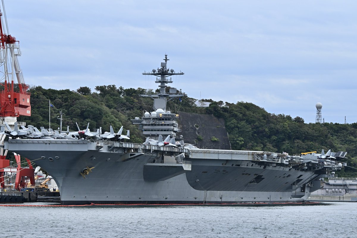 Seizethemomen's tweet photo. USS George Washington (CVN-73)
AF1撮影後に羽田から横須賀に転戦して即軍港巡りに参加!レアな艦載機盛り盛り!
明朝に出港とのことで滑り込みセーフ!
USに塗れた3日間でした🇺🇸✊
トランプさんありがとうございました。
#横須賀 #横須賀基地 #CFAY https://t.co/2HrT8C4ua8