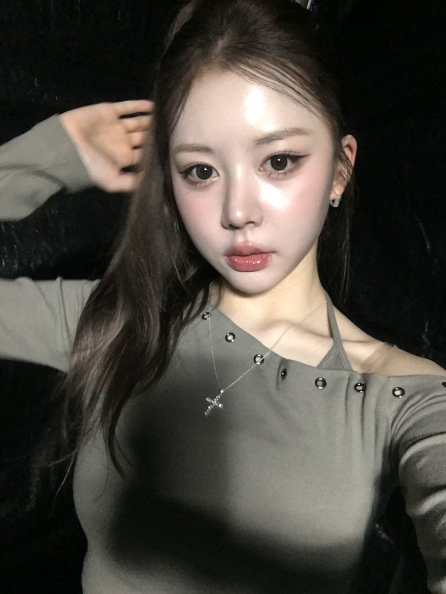 triplescosmos's tweet photo. 😶‍🌫️🫧

#tripleS #트리플에스 #トリプルS
#トリプルエス #トエス
#HyeRin #혜린 #ヘリン https://t.co/kDePaifKXT