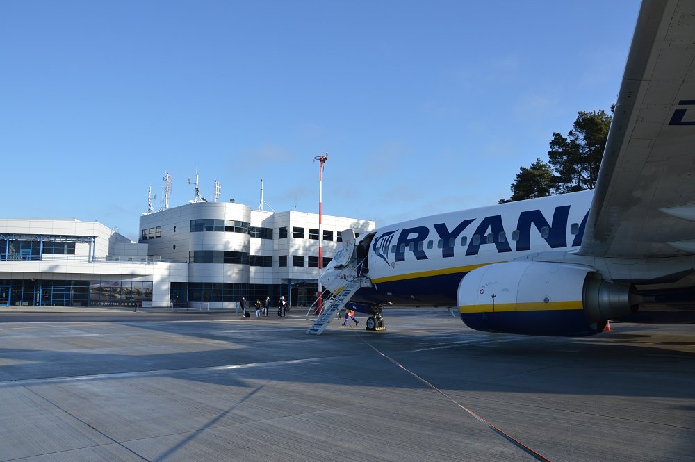 pasazer's tweet photo. @Ryanair: Od lutego częściej ze @SzczecinAirport do Liverpoolu
https://t.co/5A2tJGqxNM https://t.co/tUGi5S83zR