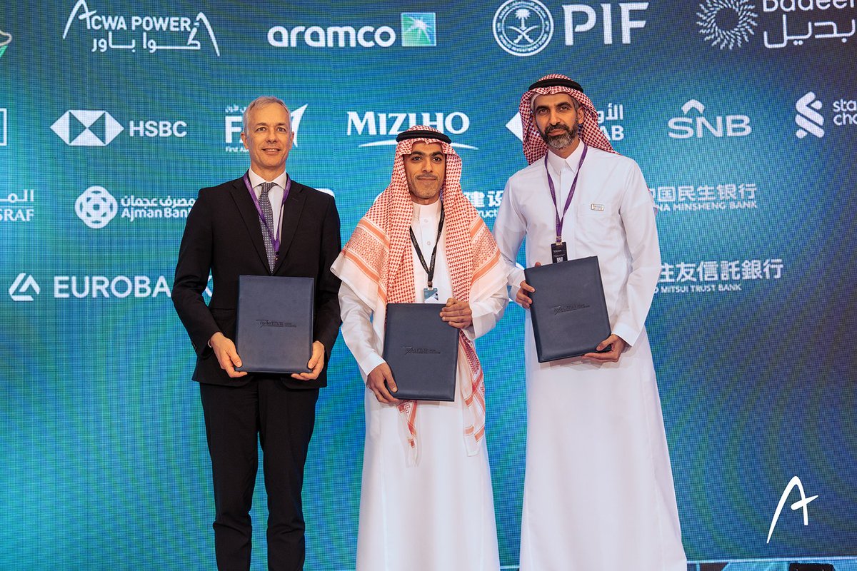 Acwa_en's tweet photo. #ACWAPower, in partnership with Badeel, #aPIFcompany, and Saudi Aramco, announced at #FII9 that it has signed the financing agreements for 5 solar PV projects with a cumulative capacity of 12,000MW, which will supply clean electricity to the Saudi Power Procurement Company under long-term power purchase agreements.
The projects form an integral part of the National Renewable Energy Program, led and supervised by the Ministry of Energy, and reflect PIF’s commitment to develop 70% of Saudi Arabia’s renewable energy target capacity by 2030.
#SaudiVision2030 #EnergyTransition