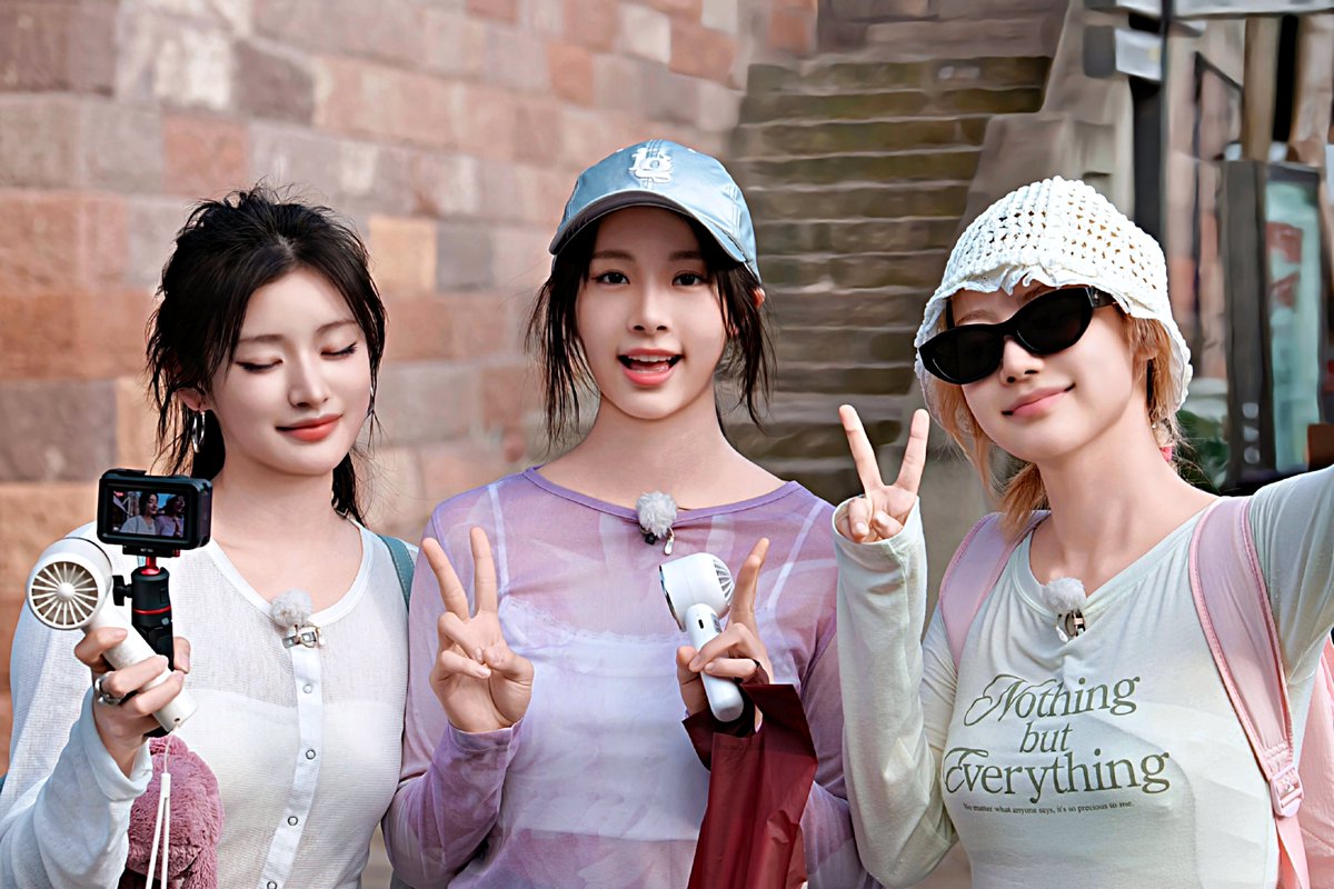 tweny5020's tweet photo. FIFTY TRIP 3 EP. 3 Behind
๐ฐโ๏ธ๐ฅ
#4k #FIFTYFIFTY #ํผํํฐํผํํฐ
#yewon #์์ #hana #ํ๋
#athena #์ํ
๋
#FIFTYTRIP3 #ํผํํฐํธ๋ฆฝ3
#Chongqing #์ถฉ์นญ #behind https://t.co/ZGLU1np30W