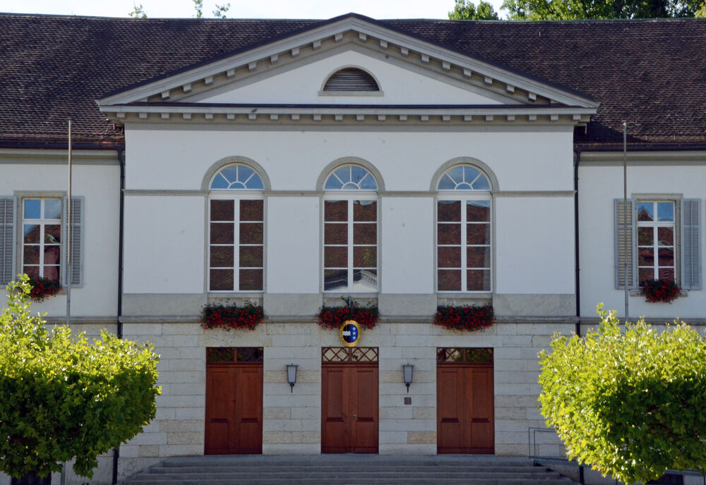 Grossrätliche Kommissionen lehnen Steuerrückvergütung ab. Vorschlag des Regierungsrats, Ertragsüberschüsse bei guter Finanzlage an die Steuerzahlenden zurückzuzahlen, findet in der Vorberatung keine Mehrheit. ag.ch/28QVRmV1J