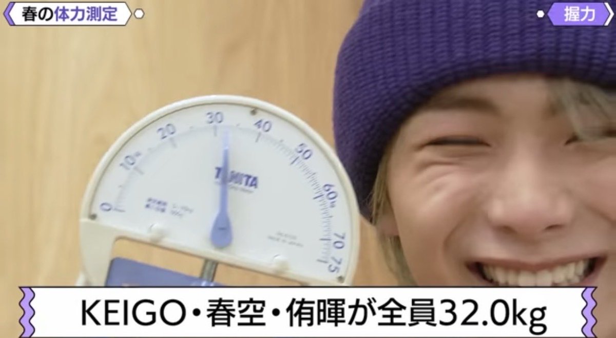 dp_gnjb's tweet photo. ぴぴゃ姫の方が握力強いのおもしろい https://t.co/lhOJRXStbf