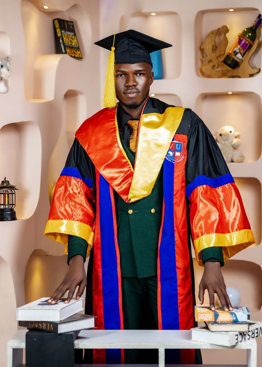mrdrewzug's tweet photo. 🎓 Huge congratulations to me! 🌟 I did it! 🎉 I've officially earned my Bachelor's degree in Information Technology from Victoria University! ���� All the late nights, hard work, and dedication were worth it. I'm now a certified IT grad! 🌎💪 Bring it on! 💥 #VU_GRADUATION2025 https://t.co/uDYqbbyojd