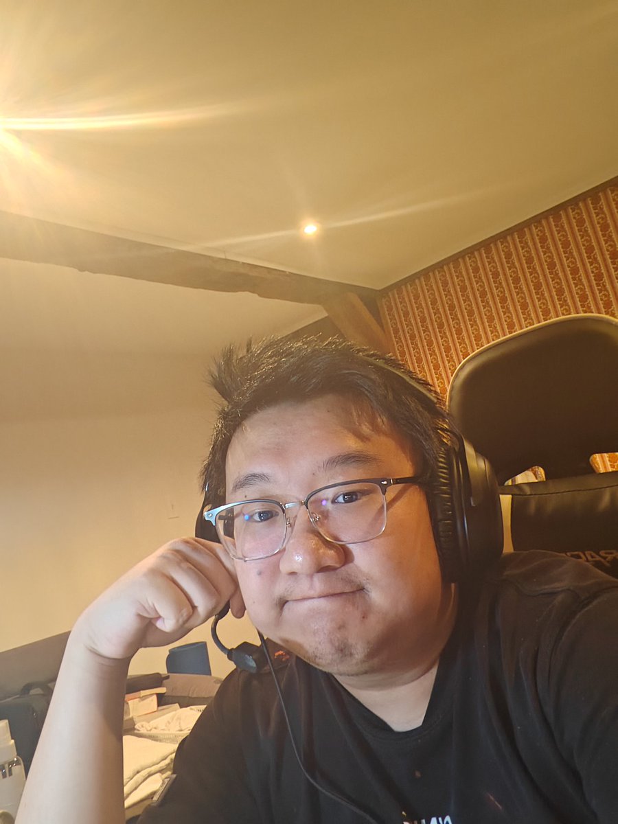 Paul. Wang tweet media