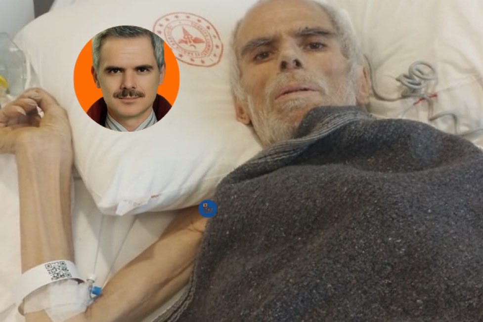 Geçtiğimiz günlerde gündeme getirdiğim 3. evre kanser hastası tutuklu Avukat Süleyman Yıldırım tahliye edildi.

Bakın ne hale düştükten sonra tahliye edilmiş. Tam 40 kiloya düşmüş!

Yıllardır diyorum ki kanser hastası cezaevinde tedavi olamaz. Kanser hastası cezaevinde yaşayamaz.