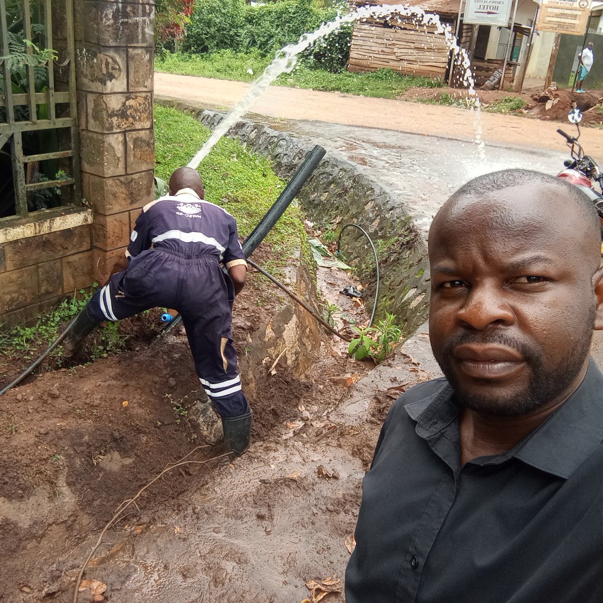 All black, but the mission is crystal clear — stop the leak, serve the nation! 💪💧 #WaterMan #Mbale