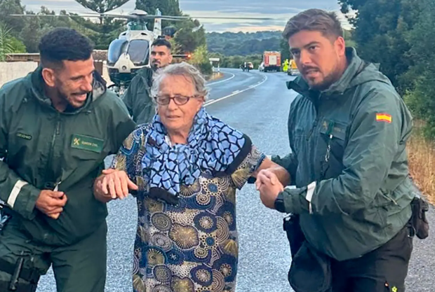 En nuestro Código de Conducta resalta el espíritu benemérito:

👉 “Prestarán auxilio con los medios a su alcance, se encuentren o no de servicio, con especial atención a las personas y colectivos más vulnerables.”
#CódigoDeConductaGC #Benemérita