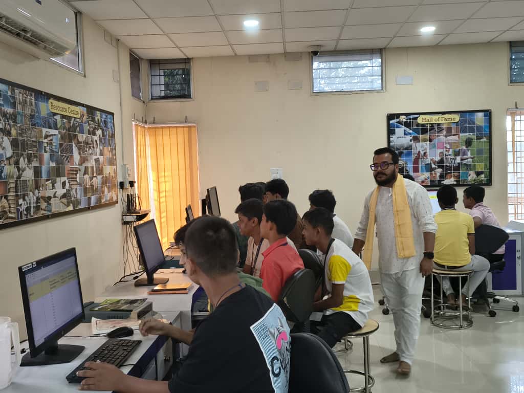 Data is more than numbers — it’s the language of the future. 💡
STEM Workshop on Introduction to Data Science at <a href="/nbscsiliguri/">North Bengal Science Centre, Siliguri</a> inspired young minds to explore how data drives innovation and discovery.

#DataScience #STEM #InnovationHub  #Siliguri