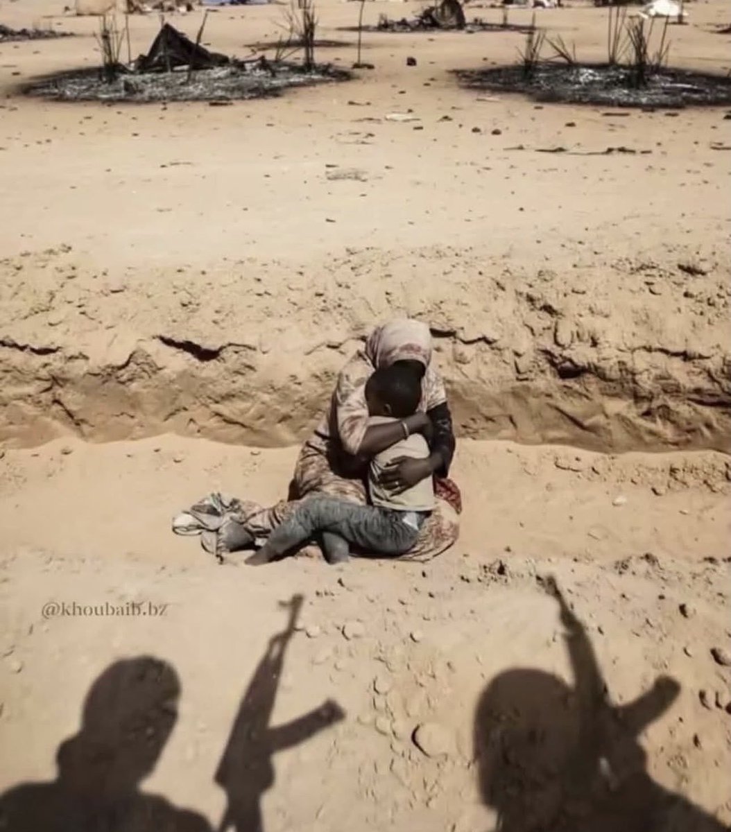 "قُتل أصحاب الأخدود"

من غزَّة إلى السودان
الحكاية القديمة تُعاد
ألا لعنة الله على الظالمين