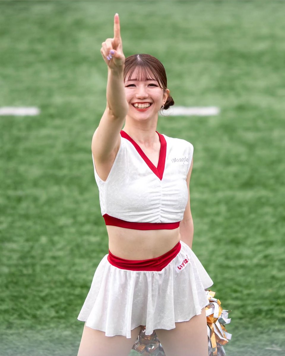 miiitan_39's tweet photo. 今日も1日お疲れ様でした🌻
明日は今日よりもっともっといい日になる！！

沢山駆け抜けた10月ももうすぐ終わっちゃう🏇💨
7月からずっとバタバタしていたので
11月はちょっとだけのんびりしたいです🤤 https://t.co/zzRoDoZkpf