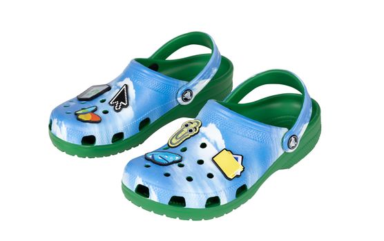 PeterSpringett's tweet image. No, this isn&apos;t AI. Microsoft *has* launched a limited edition of Windows themed Crocs. And yes, the jewels do include #MrClippy microsoftmerchandise.com/Shop/#/product… #Crocs #Footwear