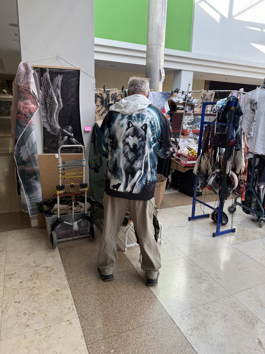 One for the wolf fleece appreciation society 😂