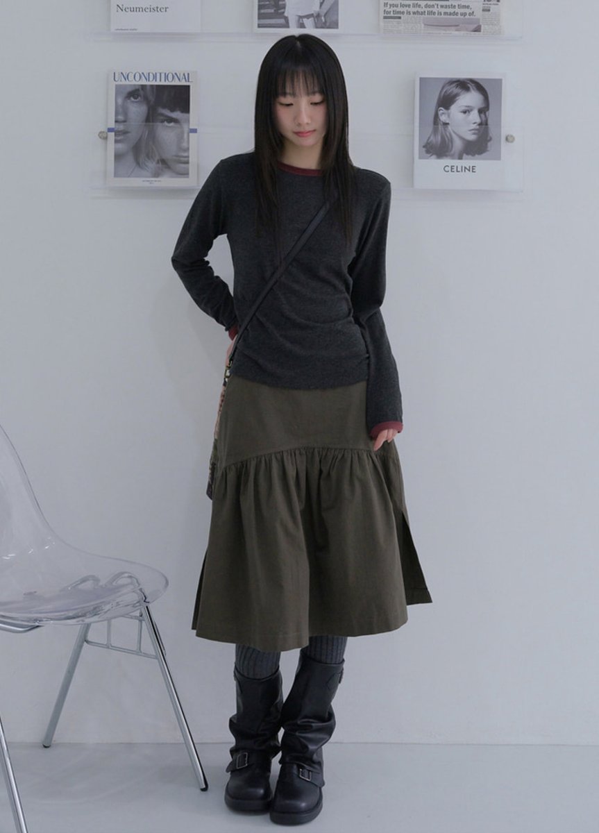 iulll_tltjs's tweet image. 그래서 미디스커트 열심히 찾았어요 .. 

* s.zigzag.kr/rg7KP9Id9e
* s.zigzag.kr/Tk83OdjVVn