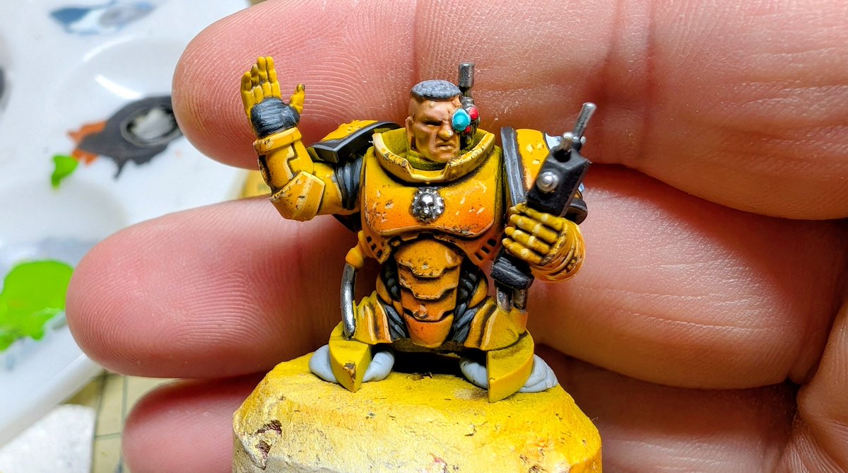 SoundwaveXI's tweet image. Behold, my stuff!